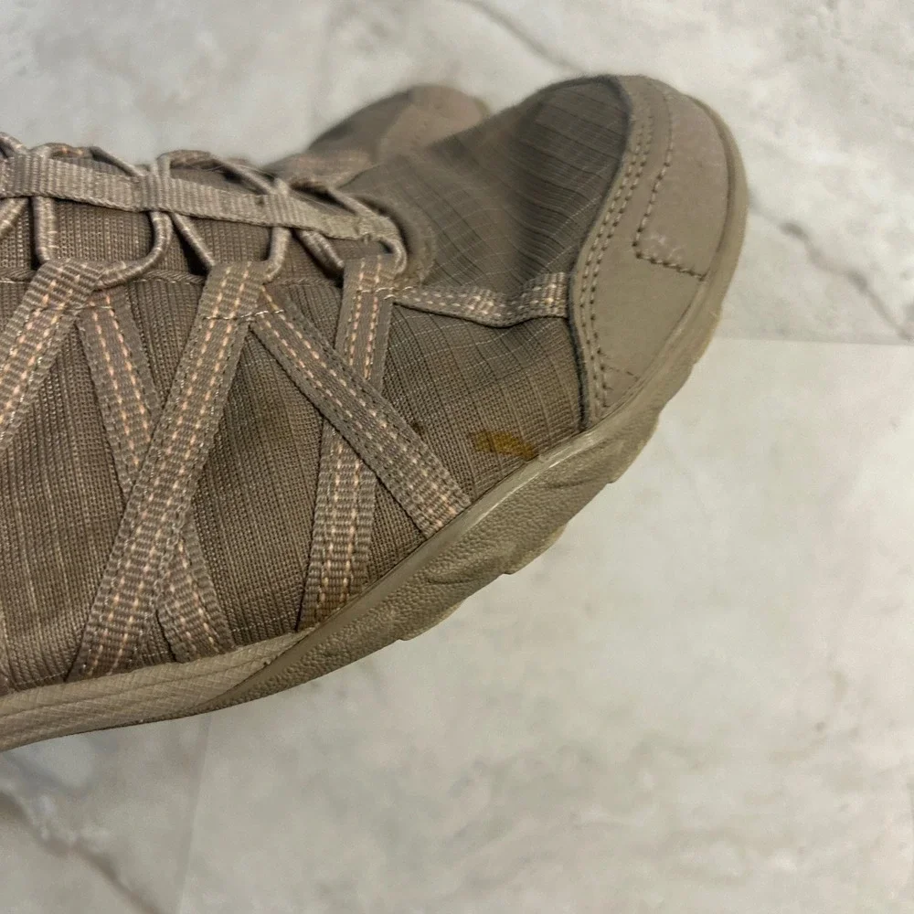 Skechers Arch Fit Taupe Women 10 Slip On Bungee Lace Walking Sneakers 100279